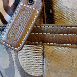 COACH Patchwork Purse/Sm Tote $60