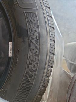 Used All 4 set of Michelin defender ltx m/s 245/65R17 Tires