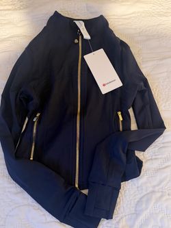 Size 2Lululemon navy blue with gold zipper womens defined jacket size 2