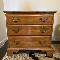 Solid wood chest