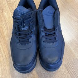 Shoes for Crews Men's Non-Slip Work Shoes, Size 11, Water-Resistant.