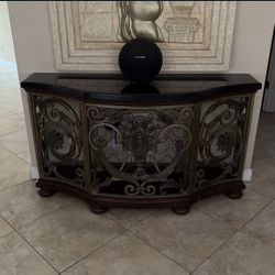 Elegant buffet table