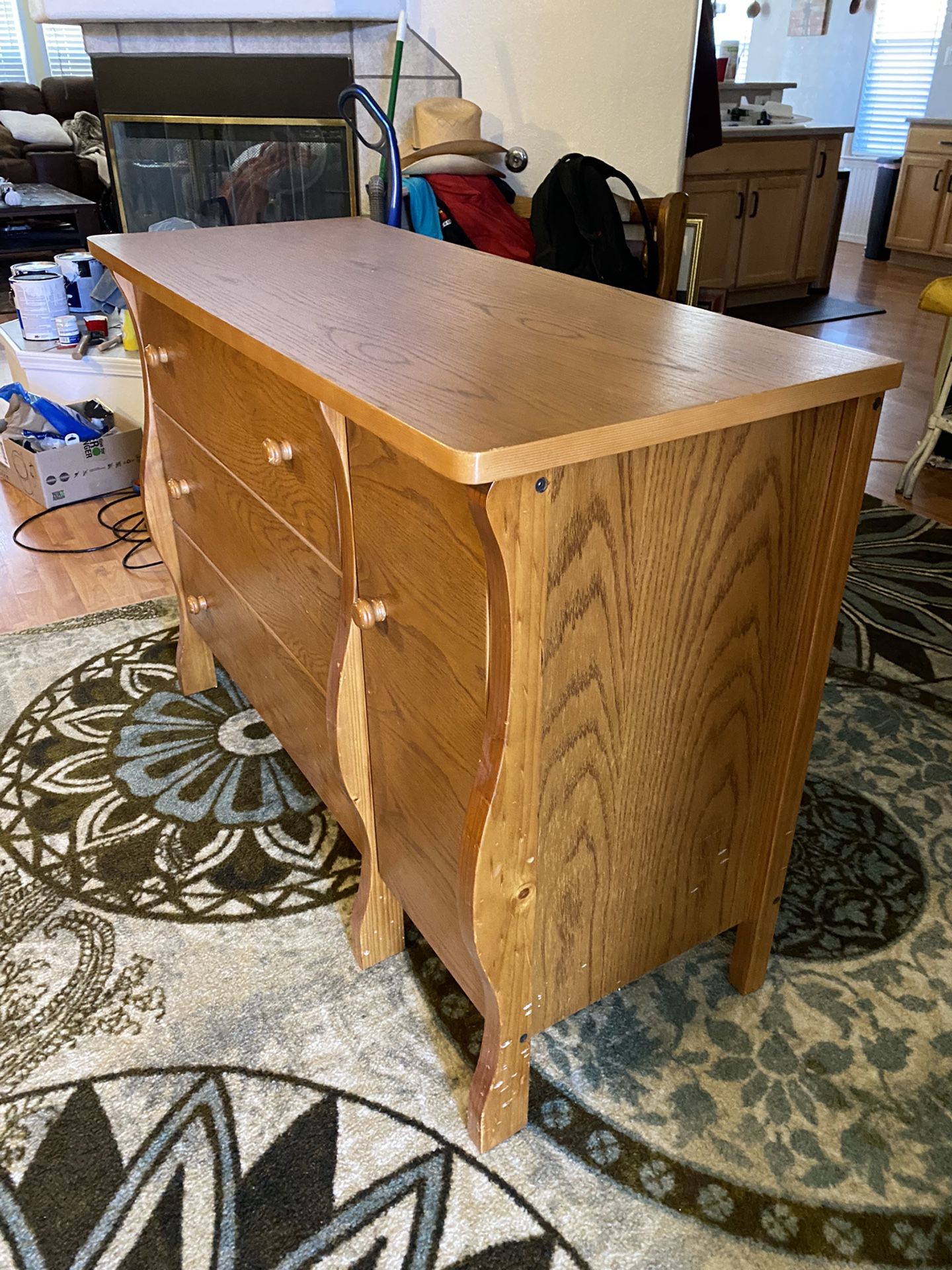 Dresser/changing Table 