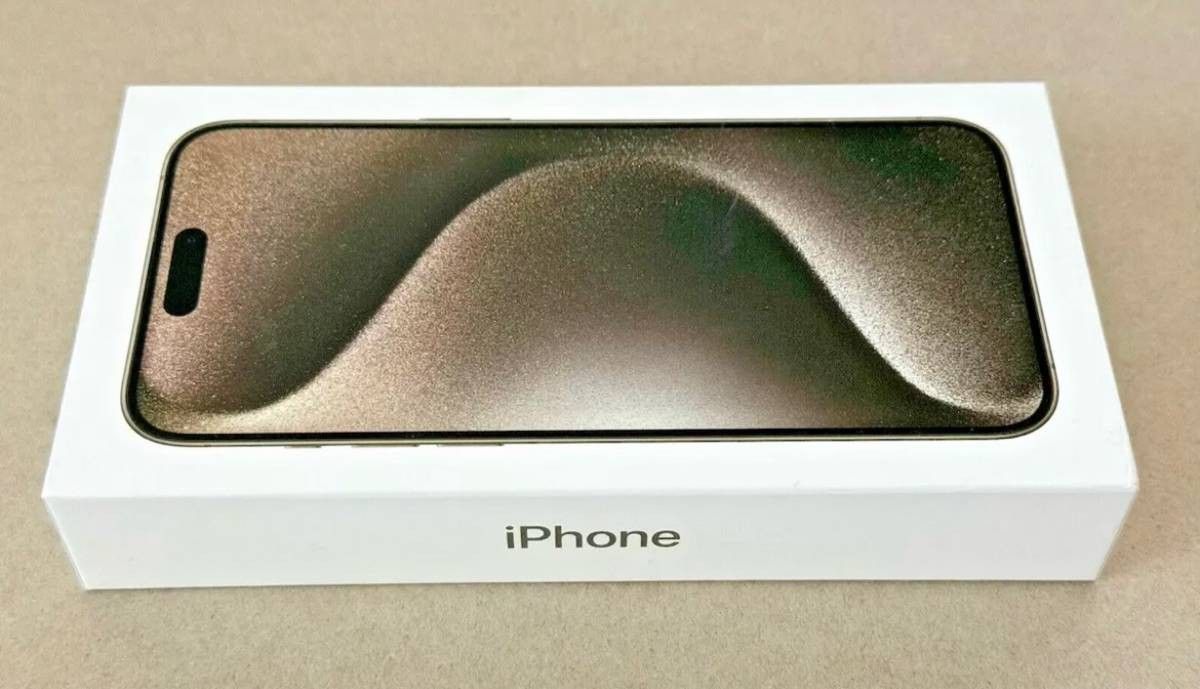 Apple iPhone 15 Pro Max (256 GB) Titanium AT&T