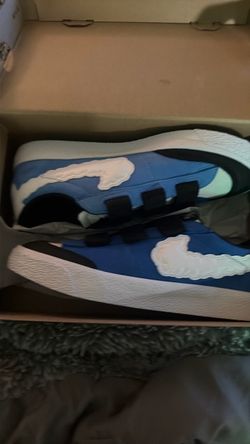Nike Low-Top Sneakers Blue and White