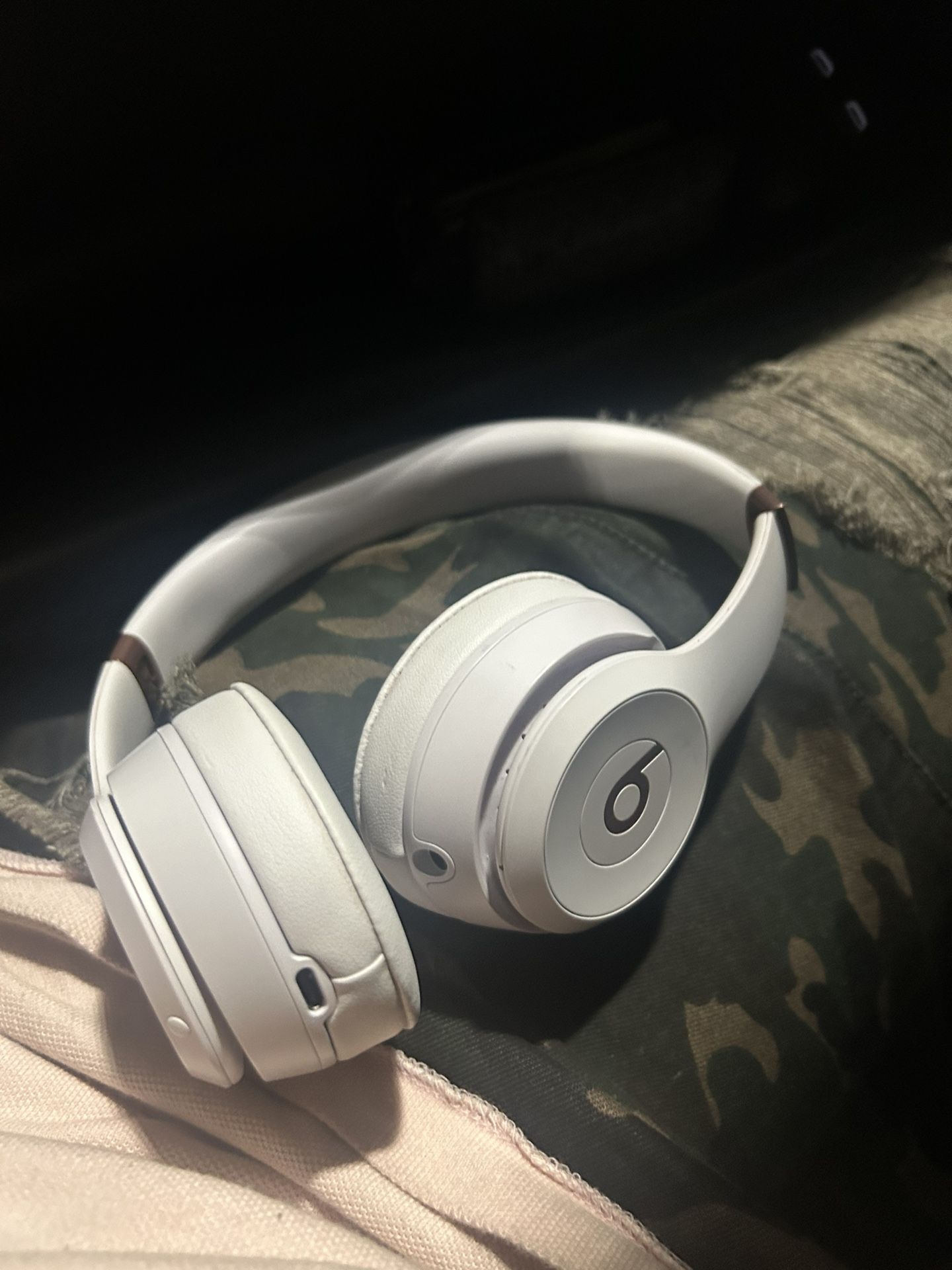 Beats Solo 4