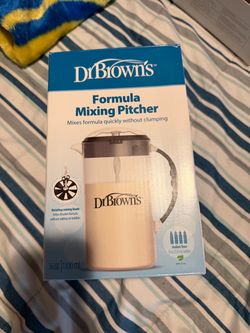 formula mixing pitcher