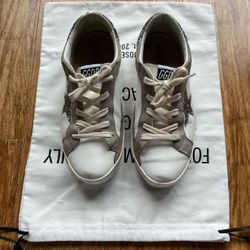 Golden Goose Superstar Sneakers – Excellent Condition 