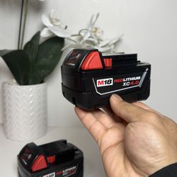 Milwaukee (2) XC3.0 & XC4.0 Batteries 
