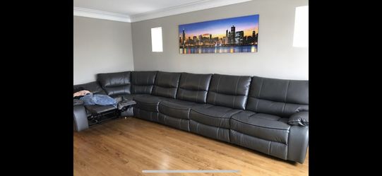 Power Reclining Sectional Couch
