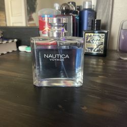 Nautica  Voyage 