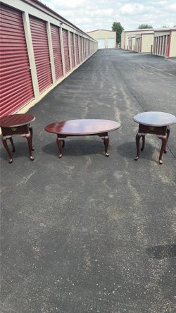 Cherry Mountain III Kincaid end tables and coffee table