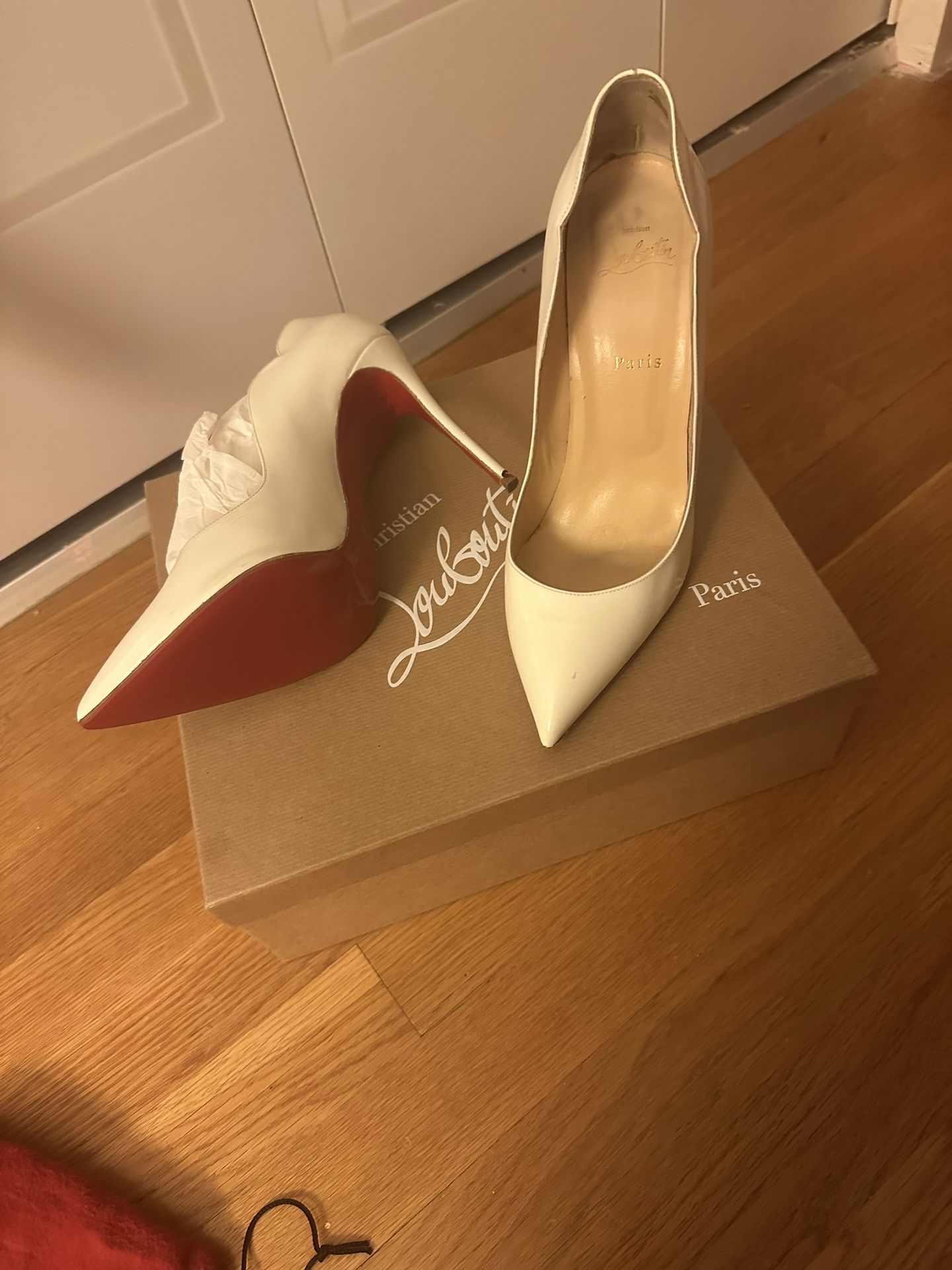 Hot Chick 100MM Leather Pumps- Christian Louboutin- Size 41