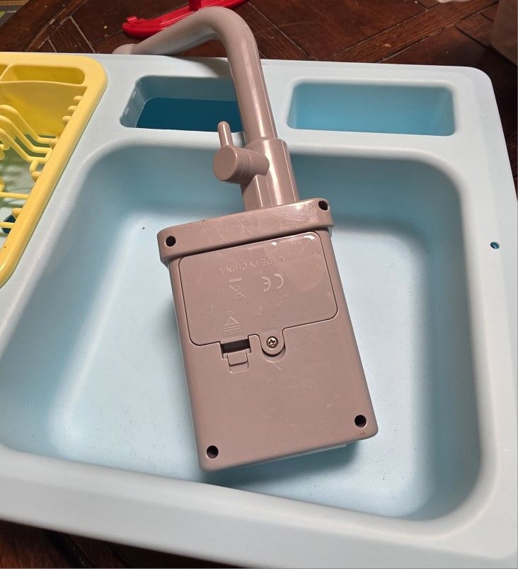 Kitchen Sink Toy