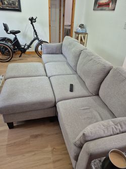 Couch gray