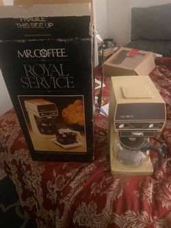 Vintage Mr. coffee with extra coffee, warmer and carafe