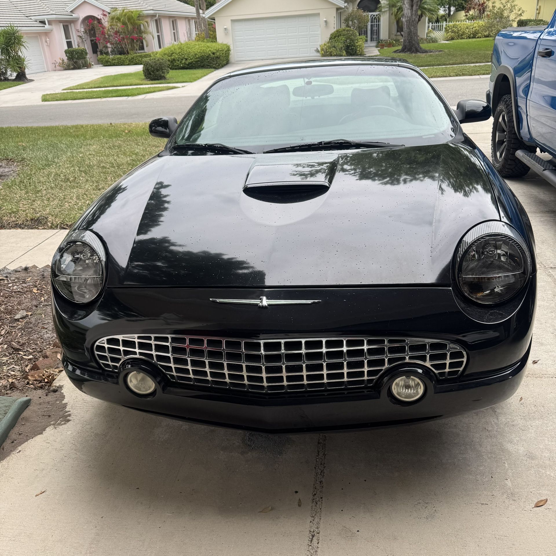 2002 Ford Thunderbird