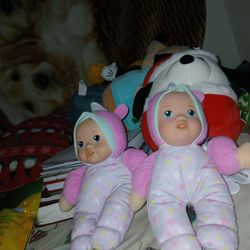 Twin Babydolls