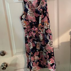 summer dress (size Medium)