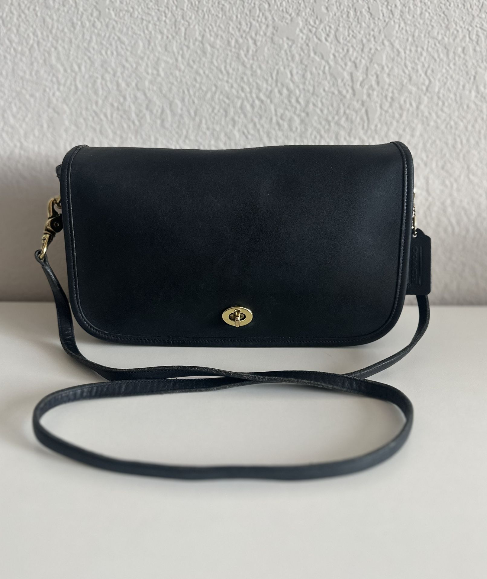 Vintage 1979 Coach Black Leather Convertible Clutch Crossbody Bag 9635