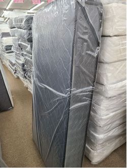 11 inches twin mattress special 1pc only