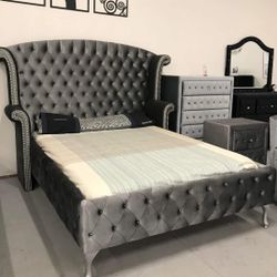 Alzire Grey 4 Piece King Bedroom Set (Bed Frame, Dresser, Mirror and Night Stand)