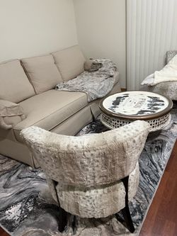 Sofa -off white/wheat color