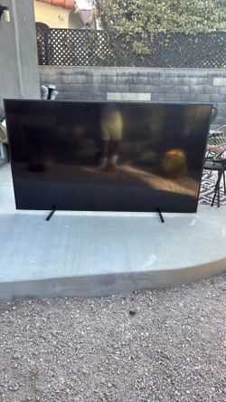 Samsung Flat Screen Smart TV