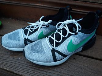 Nike shoes like new