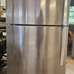 Whirlpool SS  Refridgerater 