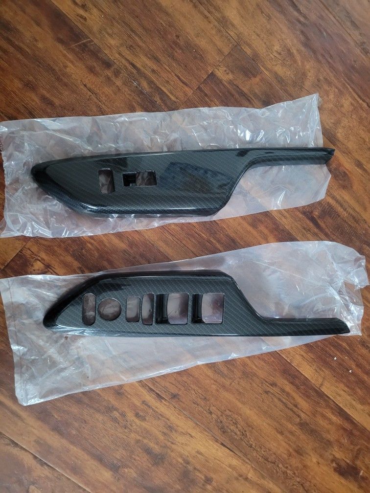 Carbon Fiber Style Armrest For Honda Civic $25