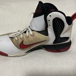 NIKE  # (contact info removed)-109 boots lebron Logo