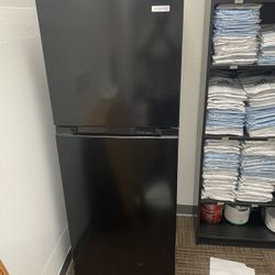 Vissani Fridge