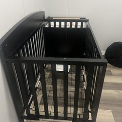 Black Crib 