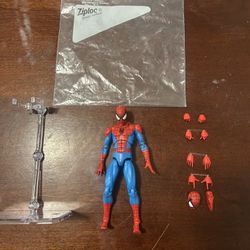 Mafex Spider-Man 185