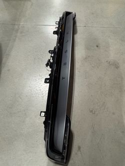 2025+ Model Y Lift Gate Lamp Assembly