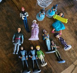Disney  Figure Lot – Mixed Characters