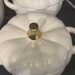 Pumpkin Stoneware Serving Bowls