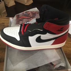 New Men’s Air Jordan 1 Retro High OG “Black Toe” size 11.5