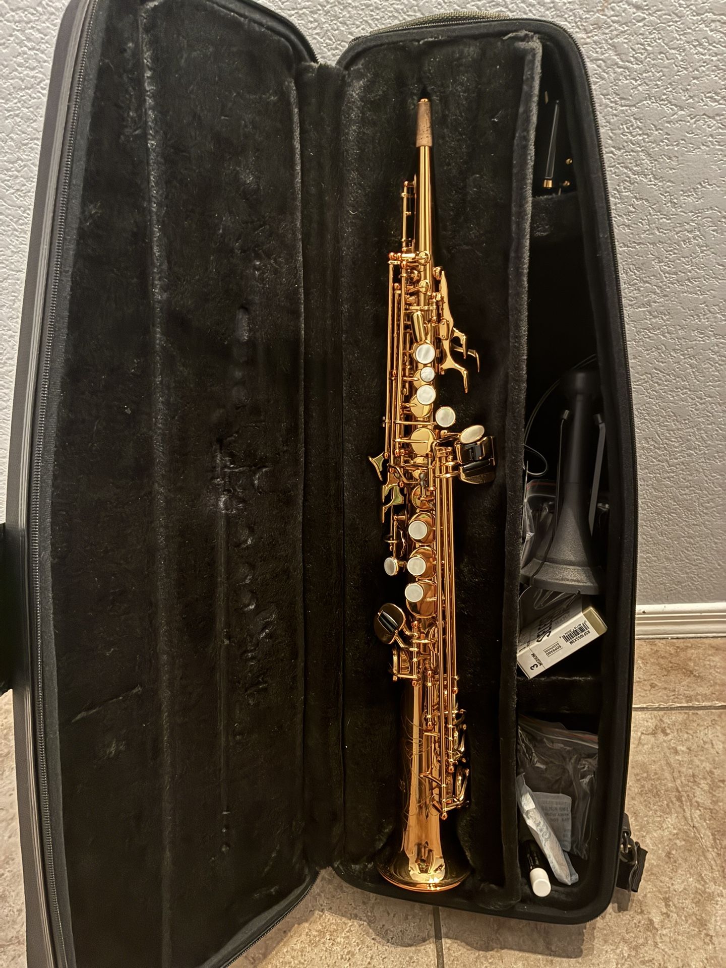 Antigua - ProOne Sax - Mint Condition!