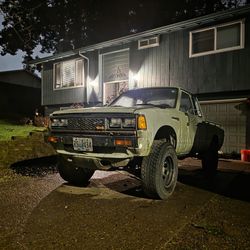1981 Datsun 720 4x4 King Cab