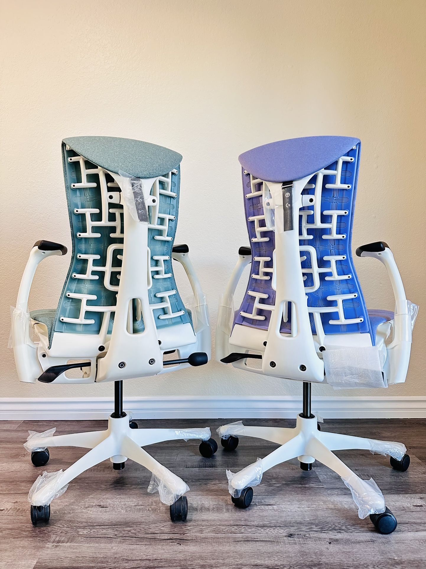 Brand new Herman Miller Gaming chair. We have Logitech X Embody, Remastered Aeron, Sayl and Vantum.