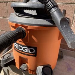 Ridgid Vacum 12 Gallons
