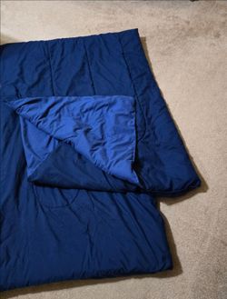 TWIN XL REVERSIBLE COMFORTER & 3 PC TWIN XL SHEET SET