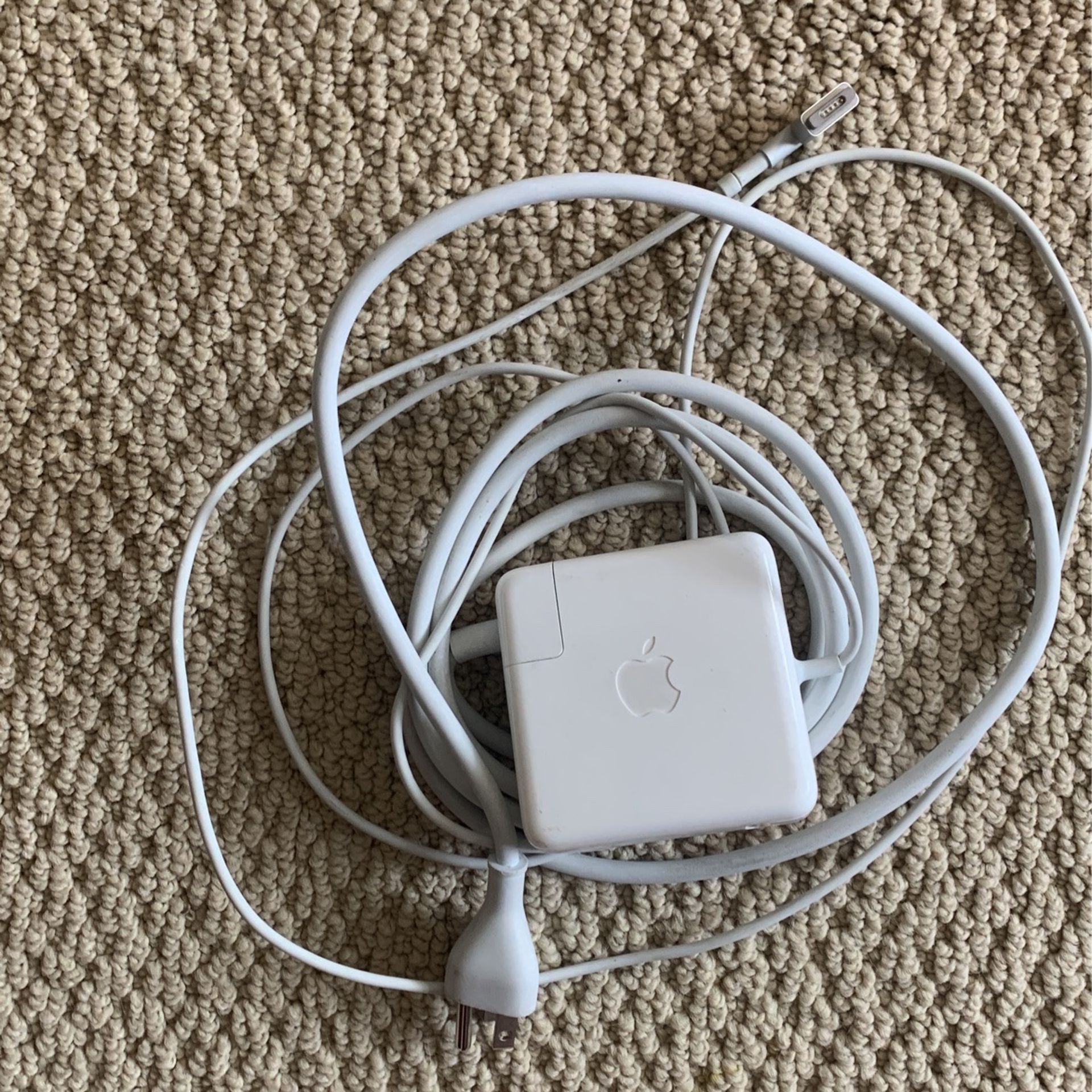 Apple MagSafe Power Supply