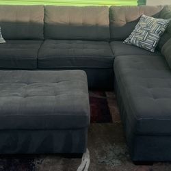 Dark Gray 2pc Sectional w/ottoman 