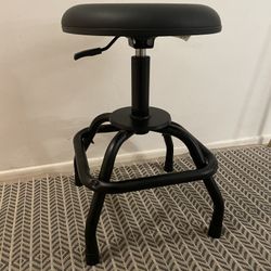 Adjustable Pneumatic Shop Stool (360° Swivel)