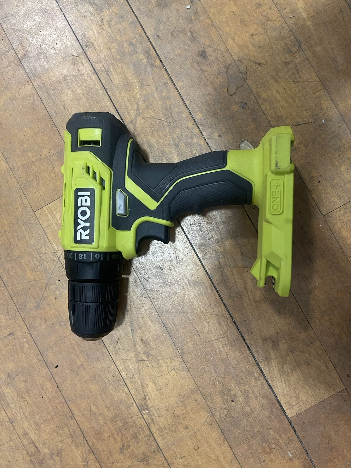 Ryobi P209DCN 18v One+