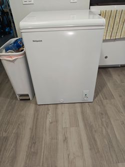 Brand new Hotpoint dual chest freezer