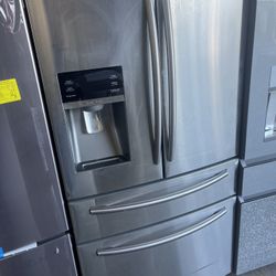 Samsung French door refrigerator